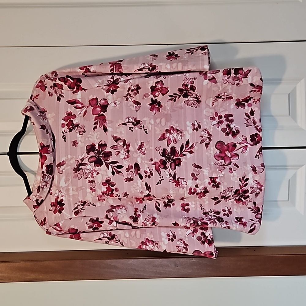 Talbots pink & burgundy knit top size LP Jackie O collar.